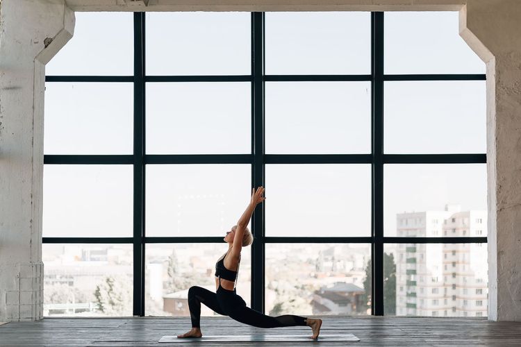 Yoga macht glücklich – Mit diesen drei Yogaübungen zu mehr Glück und Zufriedenheit im Alltag