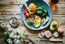 Das Mikrobiom im Darm und was es gesund hält: Ernährung